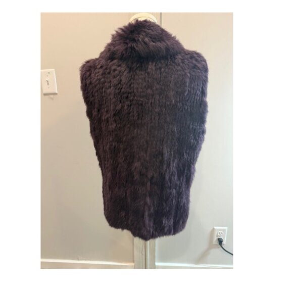 Bagatelle Purple Rabbit Fur Vest Women’s with Hook Closure - Picture 6 of 8